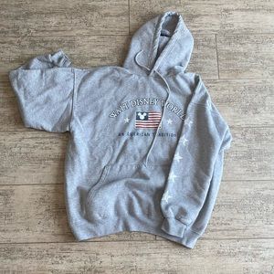 Disney Sweatshirt Size Large WDW